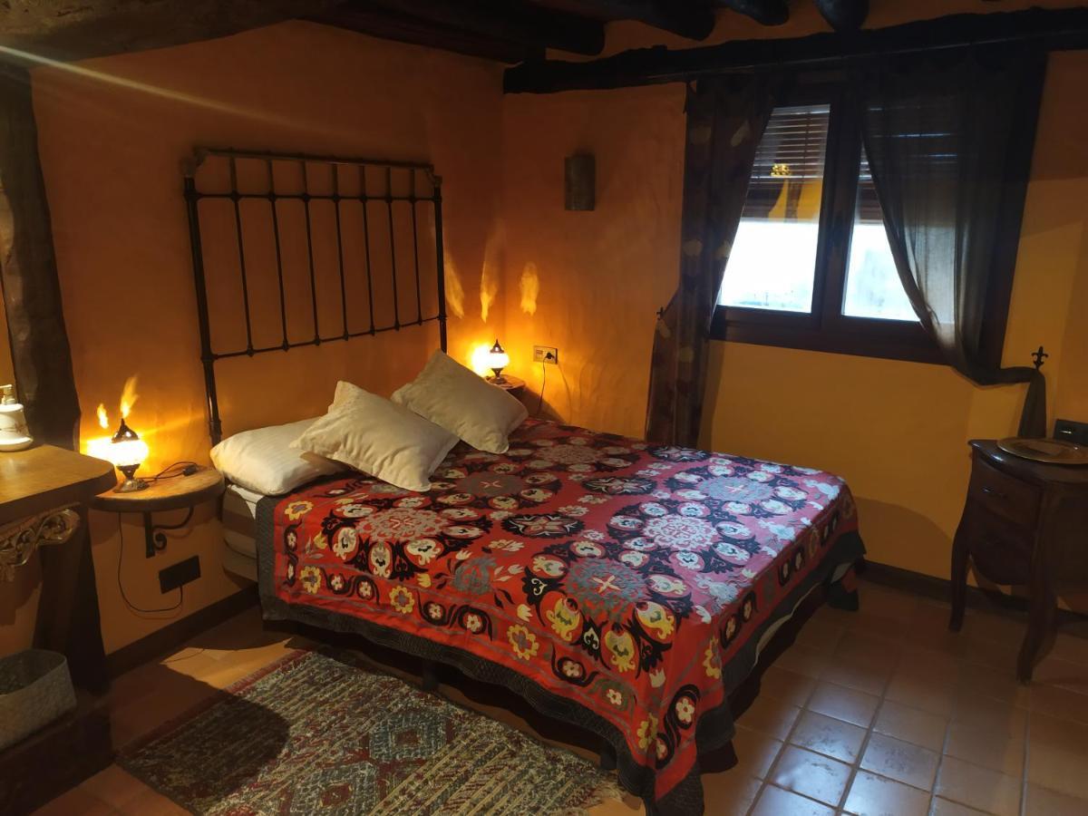 Apartamento Al-Vivaque Miranda del Castanar Ngoại thất bức ảnh